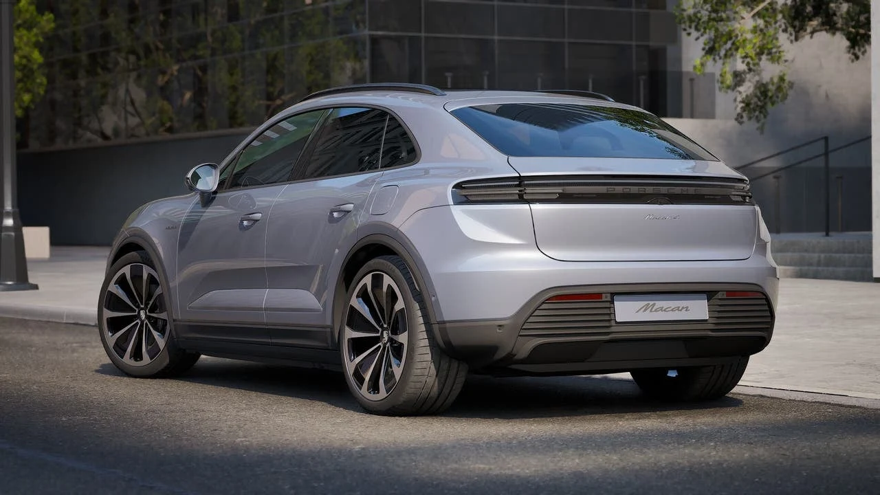 2026 Porsche Macan 4 Electric (XAB), 3/14