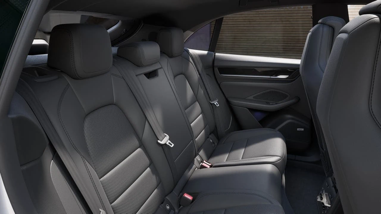 2026 Porsche Macan 4 Electric (XAB), 13/14