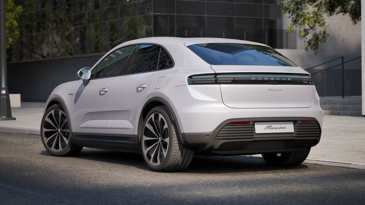 2026 Porsche Macan 4 Electric (XAB), 3/14