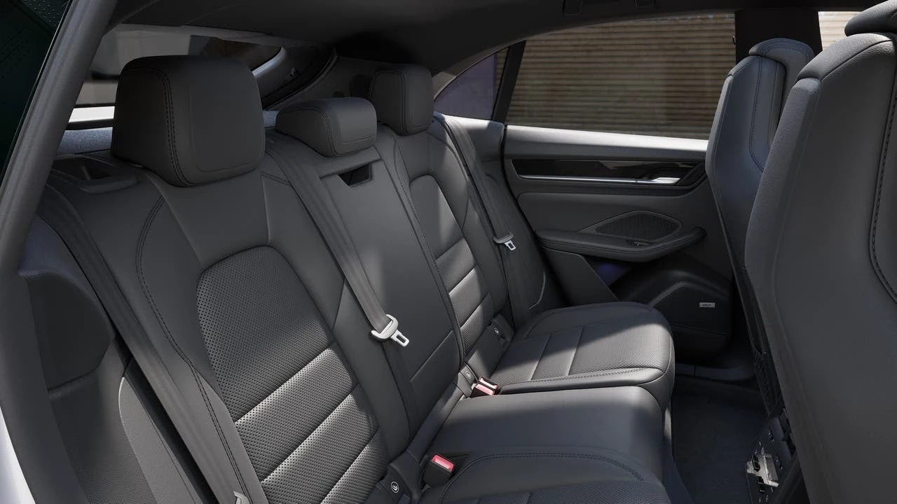 2026 Porsche Macan 4 Electric (XAB), 13/14