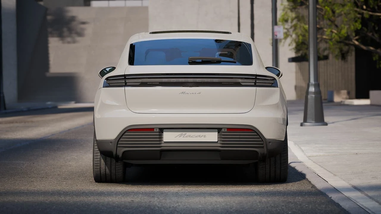 2026 Porsche Macan 4 Electric (XAB), 7/14