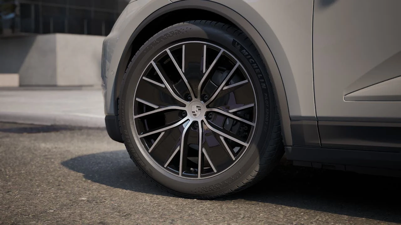 2026 Porsche Macan 4 Electric (XAB), 10/14