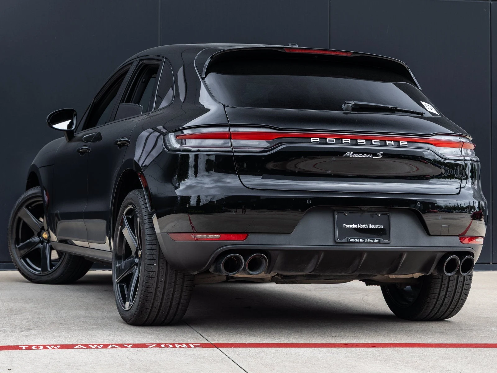 2019 Porsche Macan S, 3/30