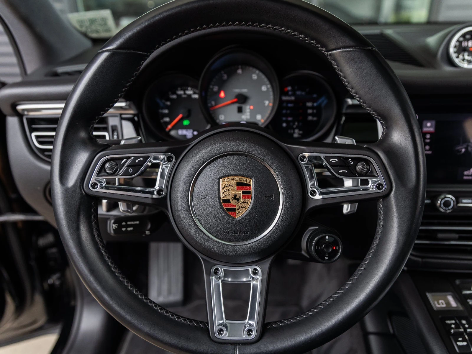 2019 Porsche Macan S, 29/30