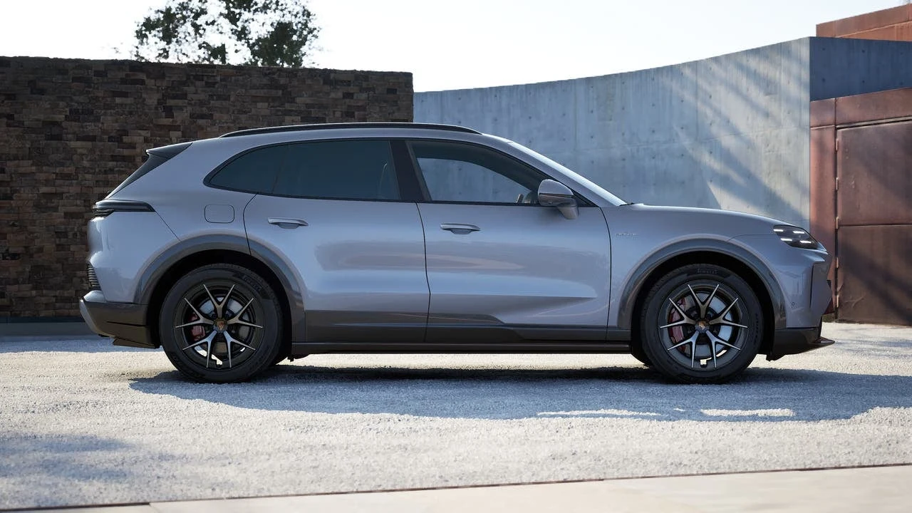 2026 Porsche Cayenne S Electric (E4), 6/14
