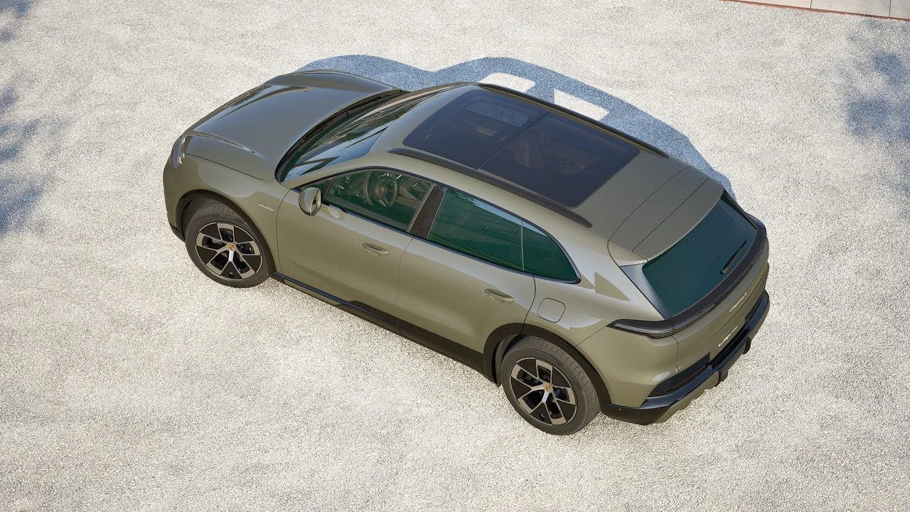 2026 Porsche Cayenne S Electric (E4), 4/14