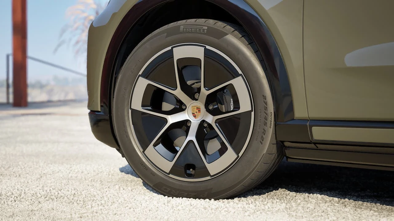 2026 Porsche Cayenne S Electric (E4), 10/14