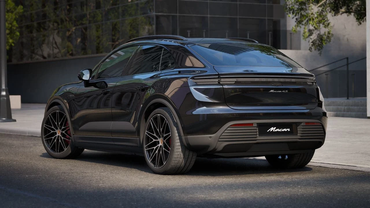 2026 Porsche Macan 4S Electric (XAB), 3/14