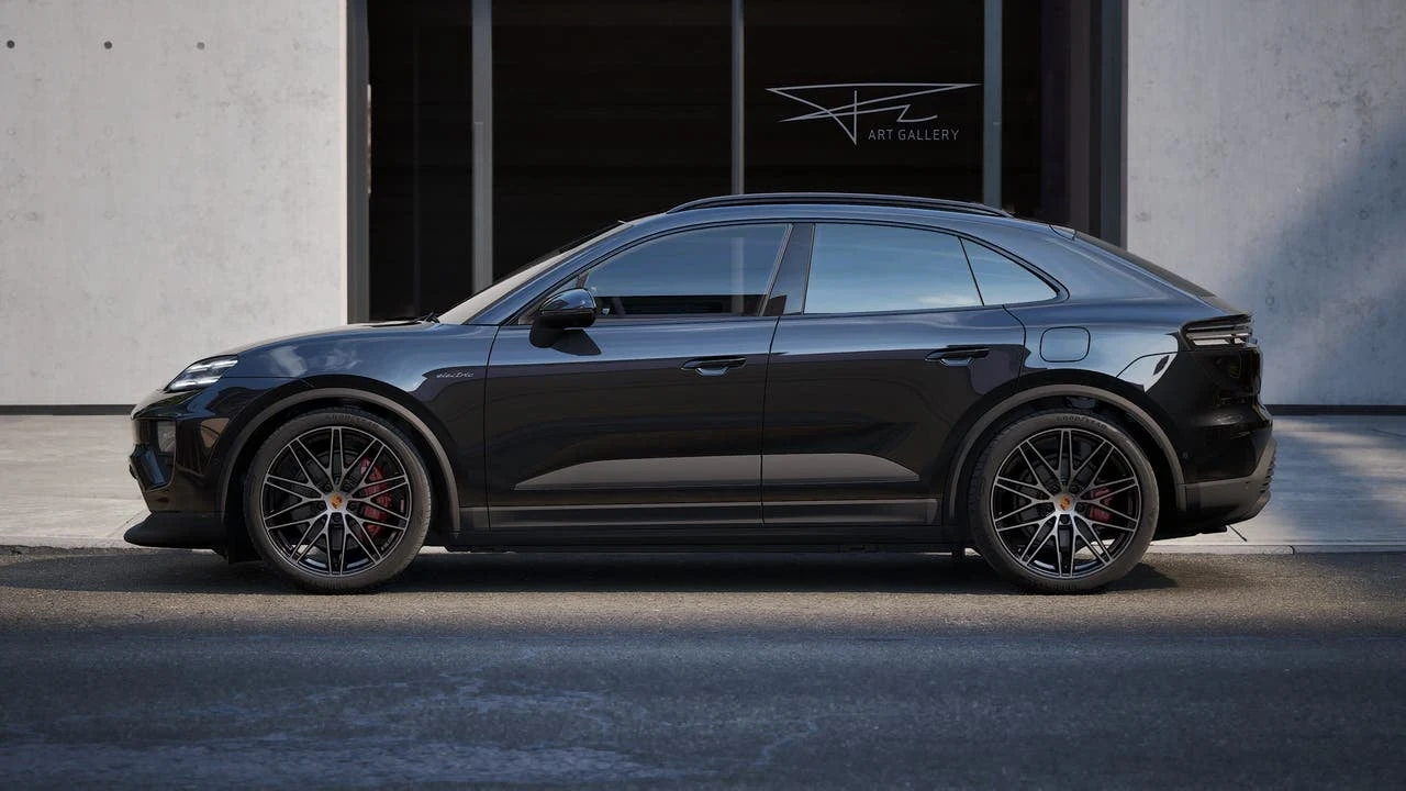 2026 Porsche Macan 4S Electric (XAB), 2/14