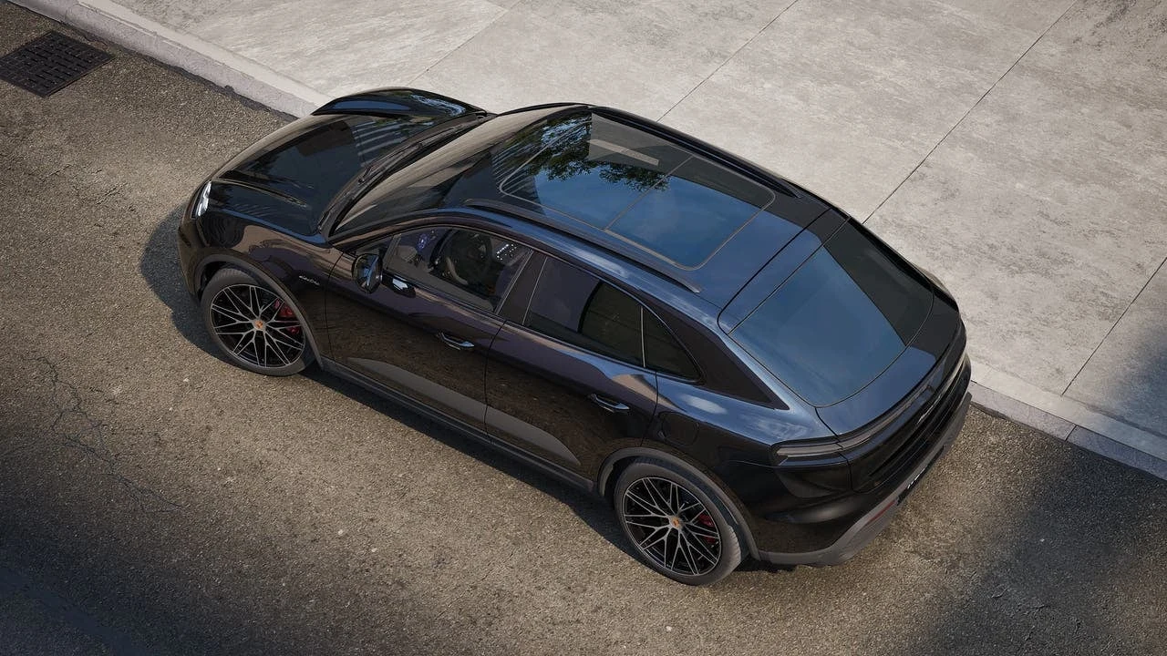 2026 Porsche Macan 4S Electric (XAB), 4/14