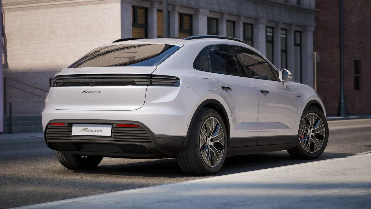 2026 Porsche Macan 4S Electric (XAB), 9/14