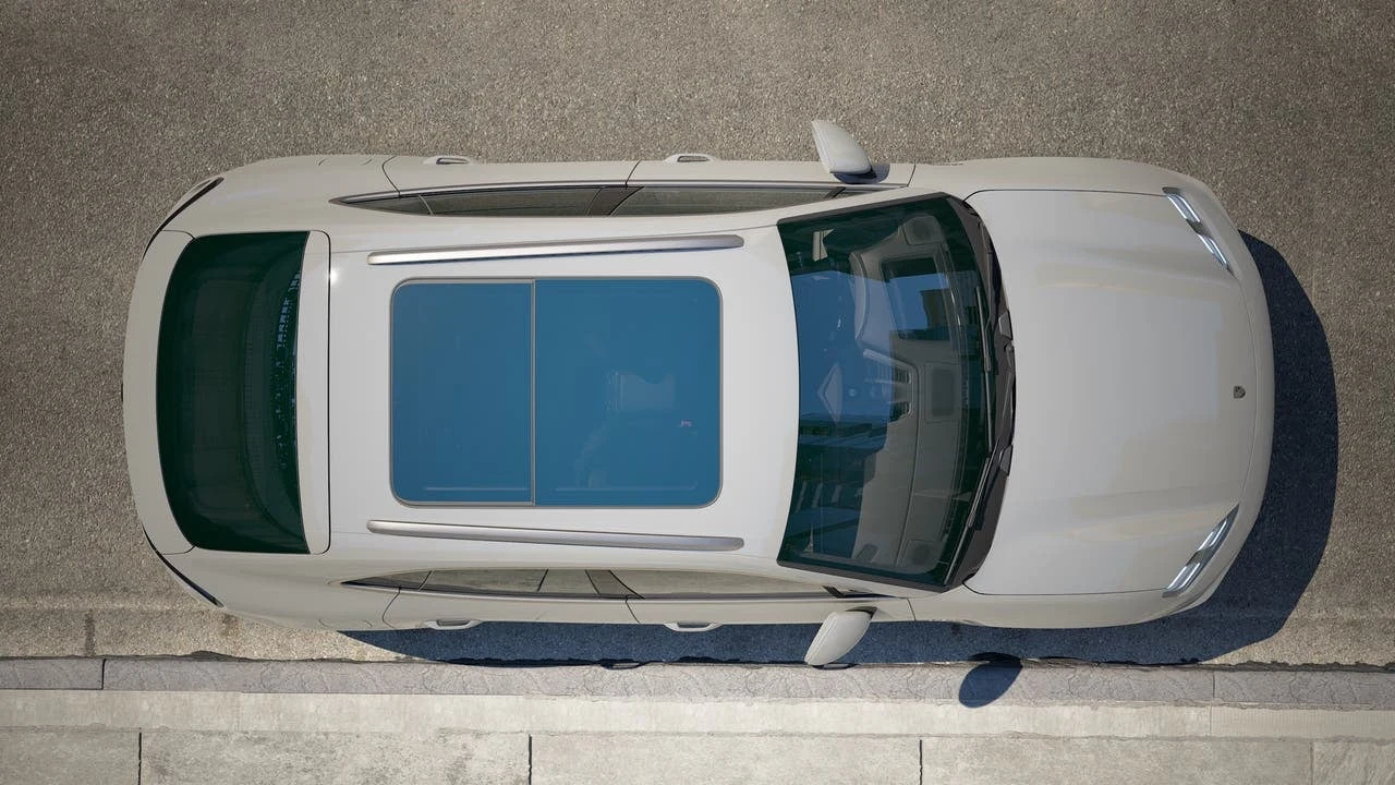 2026 Porsche Macan Turbo Electric (XAB), 5/14