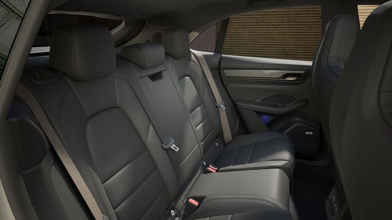 2026 Porsche Macan Turbo Electric (XAB), 13/14