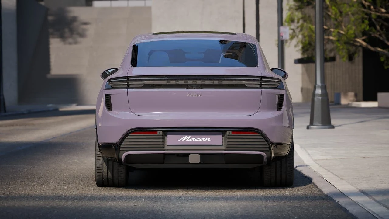 2026 Porsche Macan Turbo Electric (XAB), 7/14