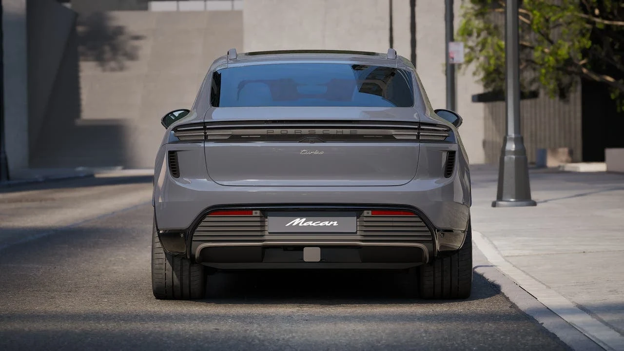 2026 Porsche Macan Turbo Electric (XAB), 7/14