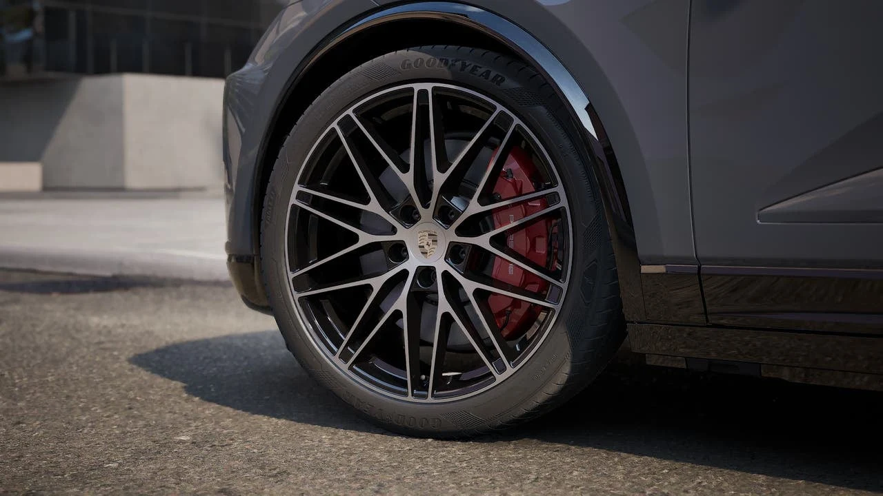 2026 Porsche Macan Turbo Electric (XAB), 10/14