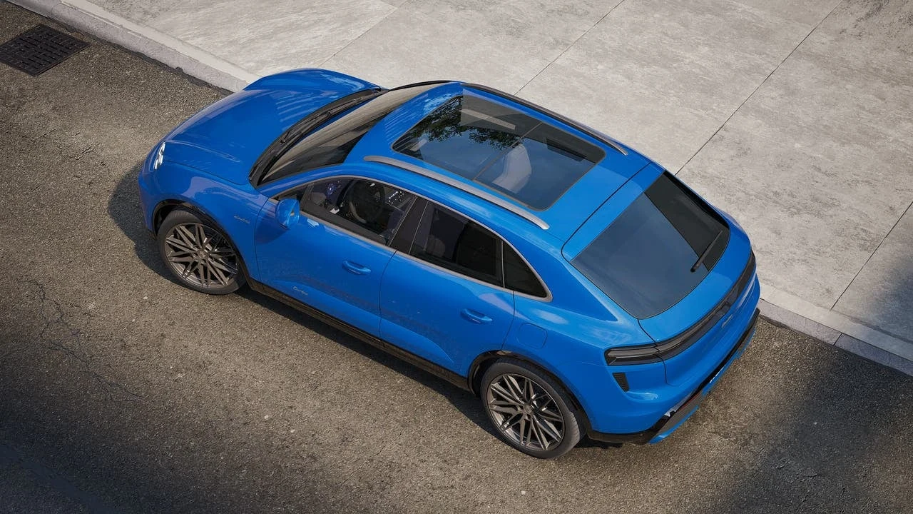 2026 Porsche Macan Turbo Electric (XAB), 4/14