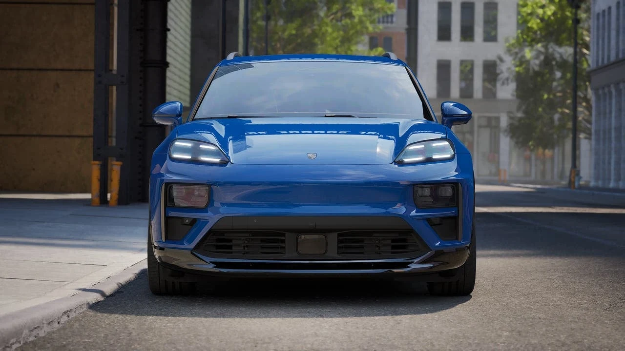 2026 Porsche Macan Turbo Electric (XAB), 8/14