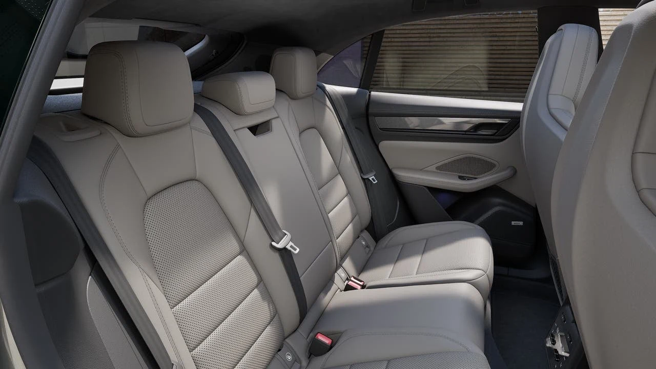 2026 Porsche Macan Turbo Electric (XAB), 13/14