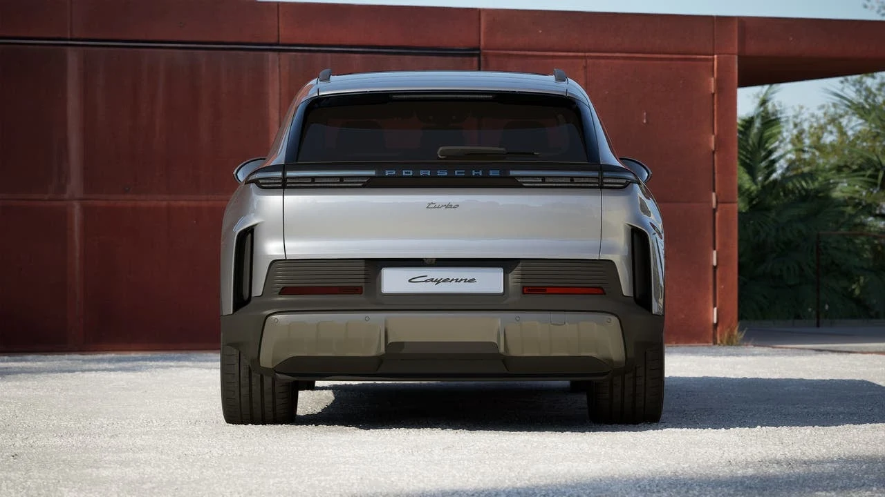 2026 Porsche Cayenne Turbo Electric (E4), 7/14