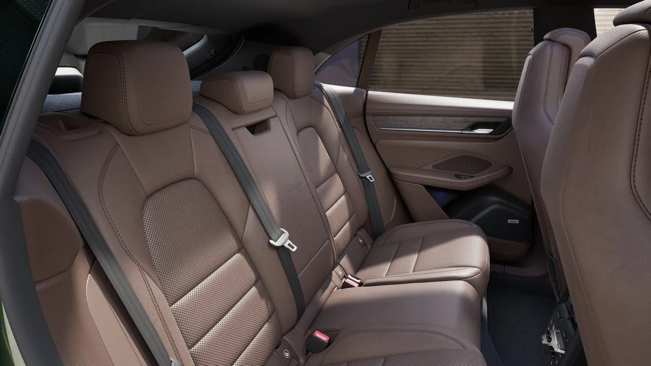 2026 Porsche Macan Electric (XAB), 13/14