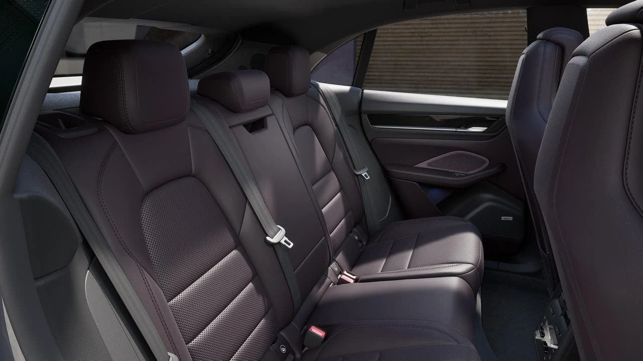 2026 Porsche Macan Electric (XAB), 13/14