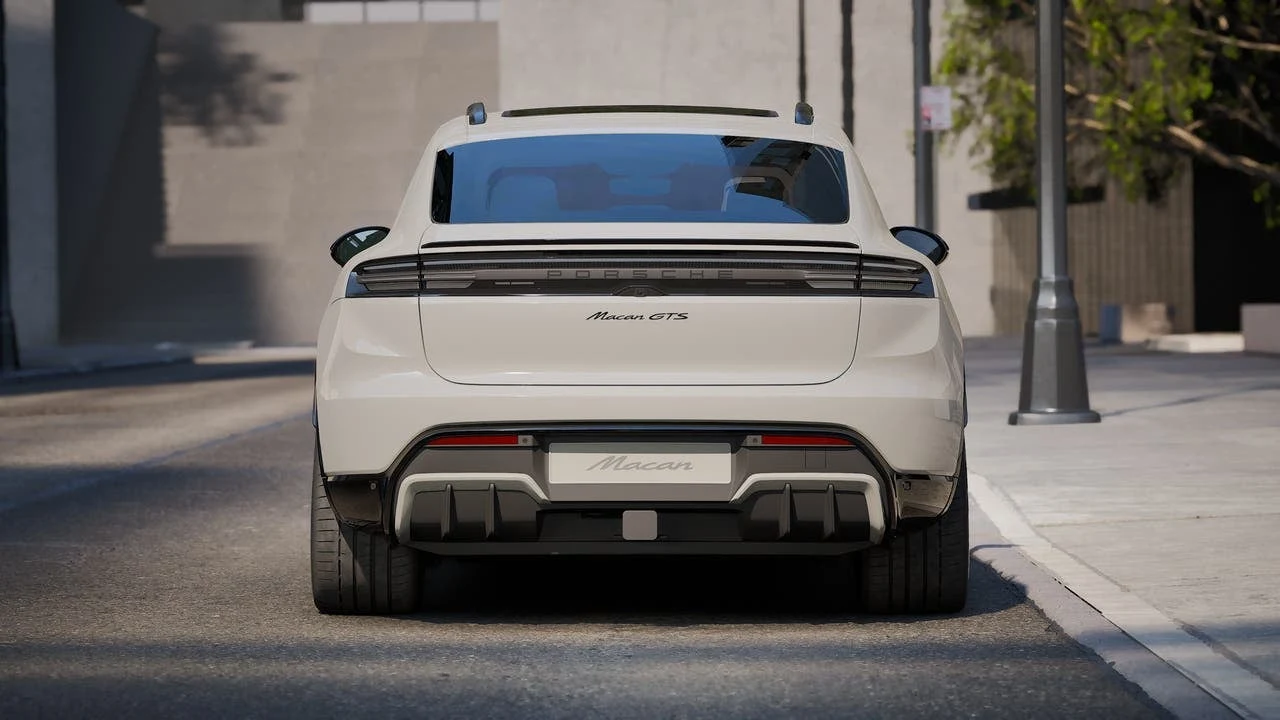 2026 Porsche Macan GTS Electric (XAB), 7/14