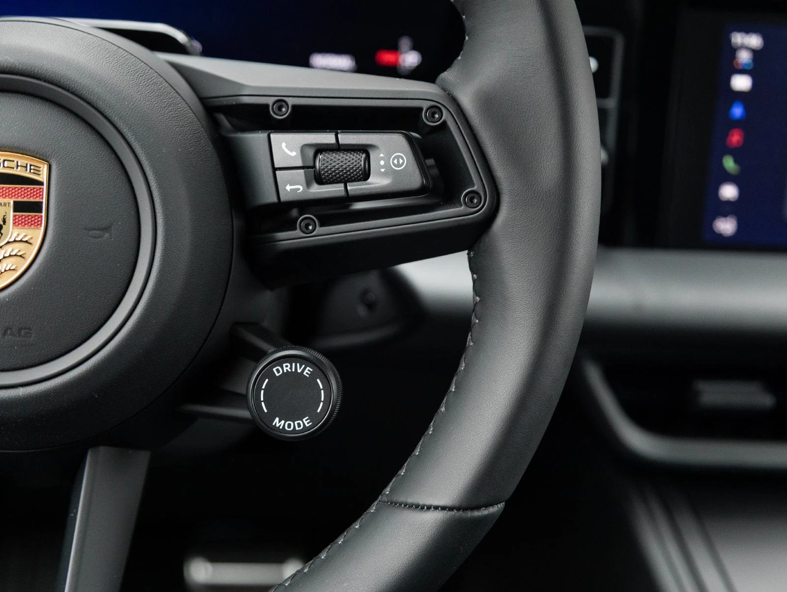 2026 Porsche Macan GTS Electric (XAB), 16/30