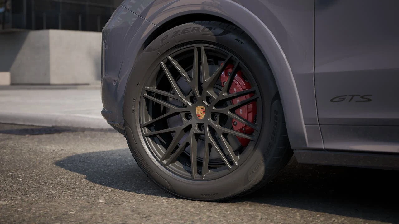 2026 Porsche Cayenne GTS (3rd Generation), 10/14