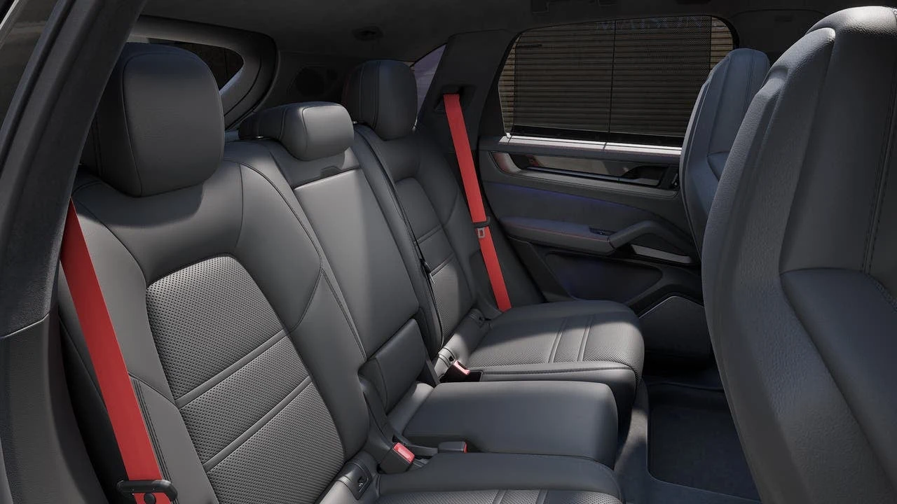 2026 Porsche Cayenne GTS (3rd Generation), 13/14