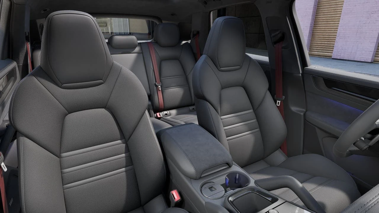 2026 Porsche Cayenne GTS (3rd Generation), 12/14