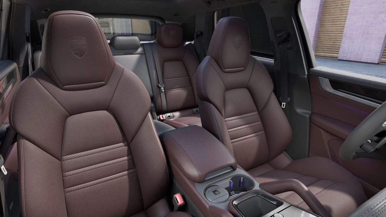 2026 Porsche Cayenne GTS (3rd Generation), 12/14