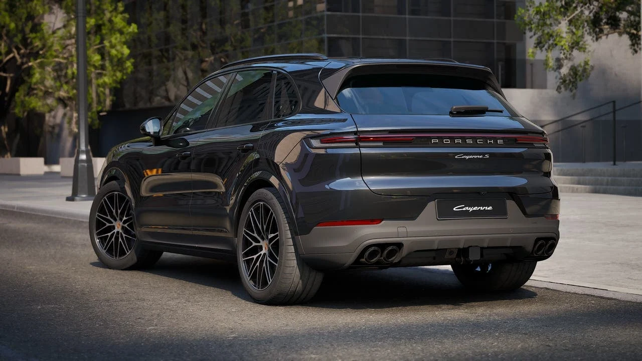 2026 Porsche Cayenne S (3rd Generation), 3/14