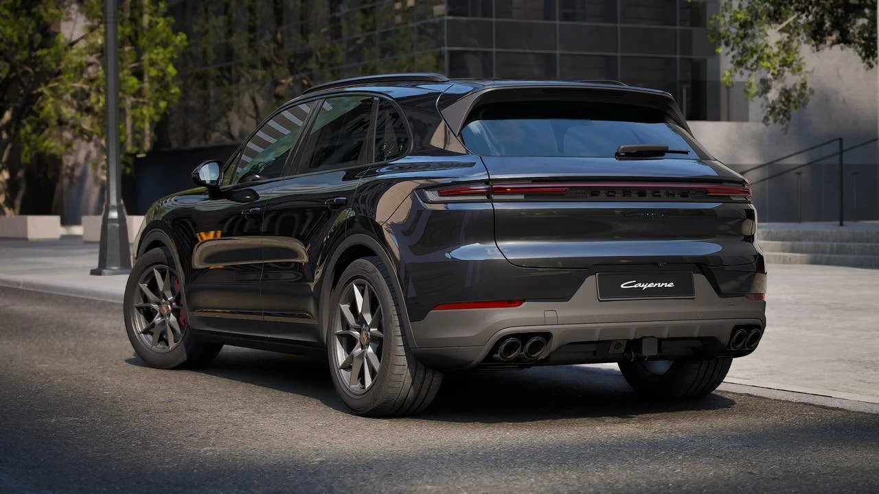 2026 Porsche Cayenne S (3rd Generation), 3/14