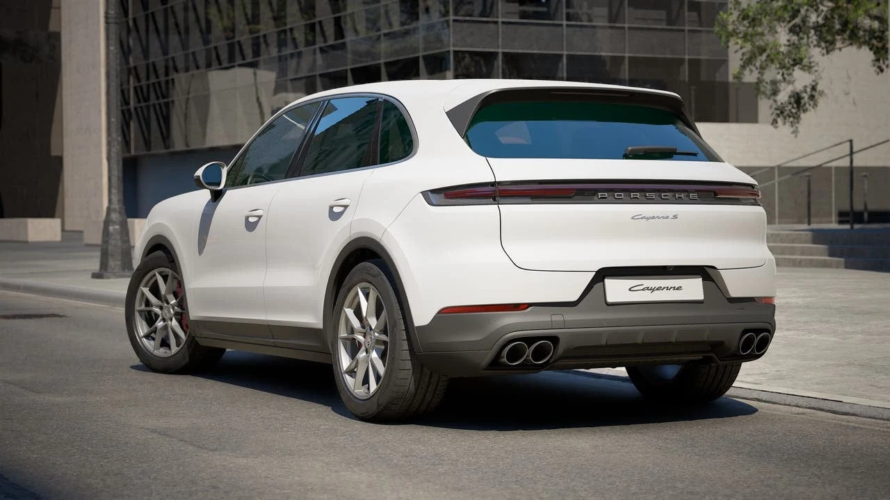 2026 Porsche Cayenne S (3rd Generation), 3/14