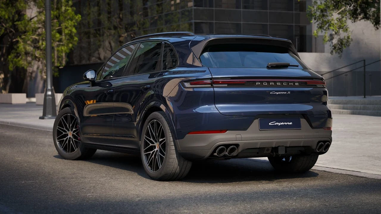 2026 Porsche Cayenne S (3rd Generation), 3/14