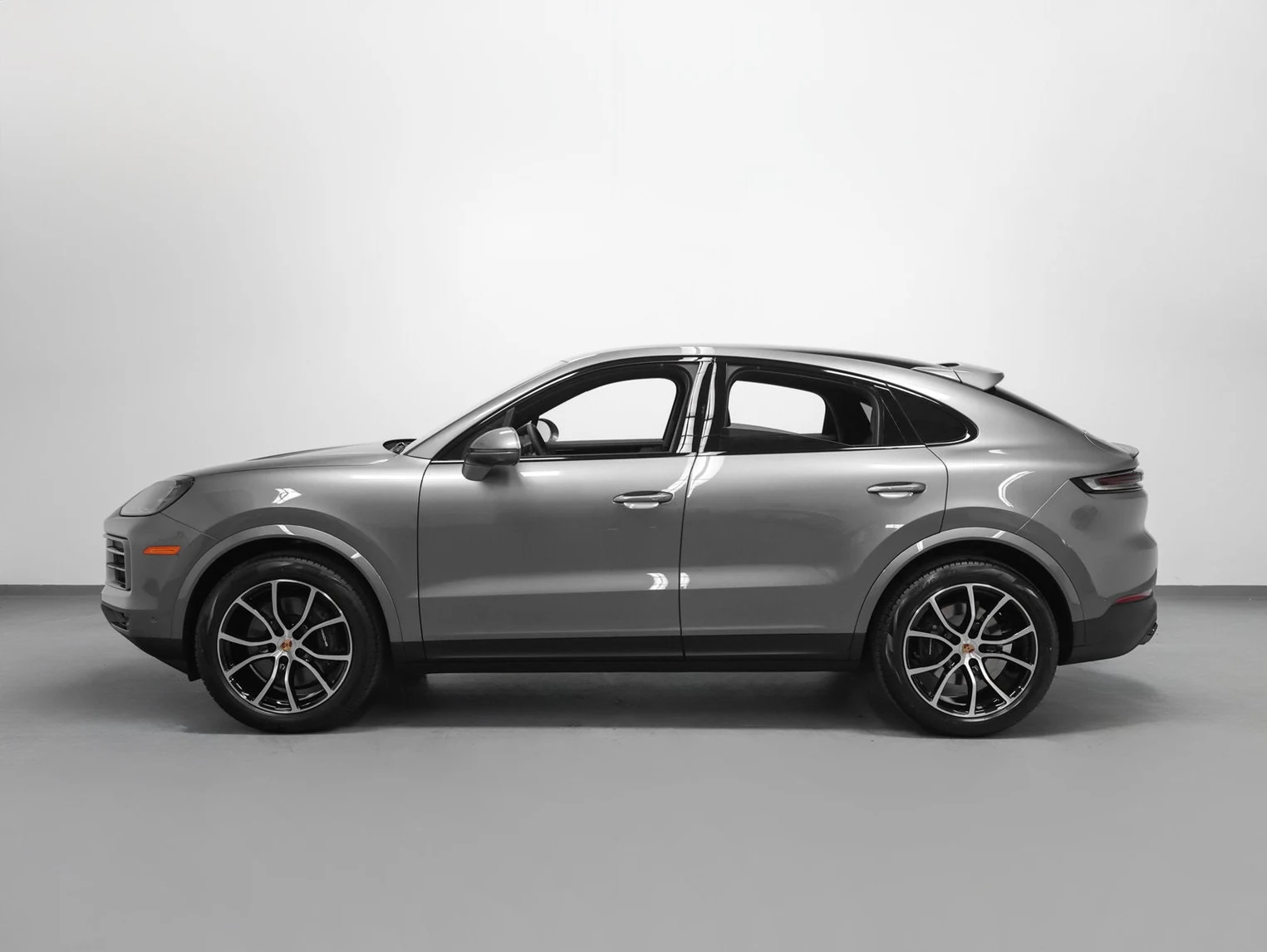 2026 Porsche Cayenne Coupé (3rd Generation), 2/30