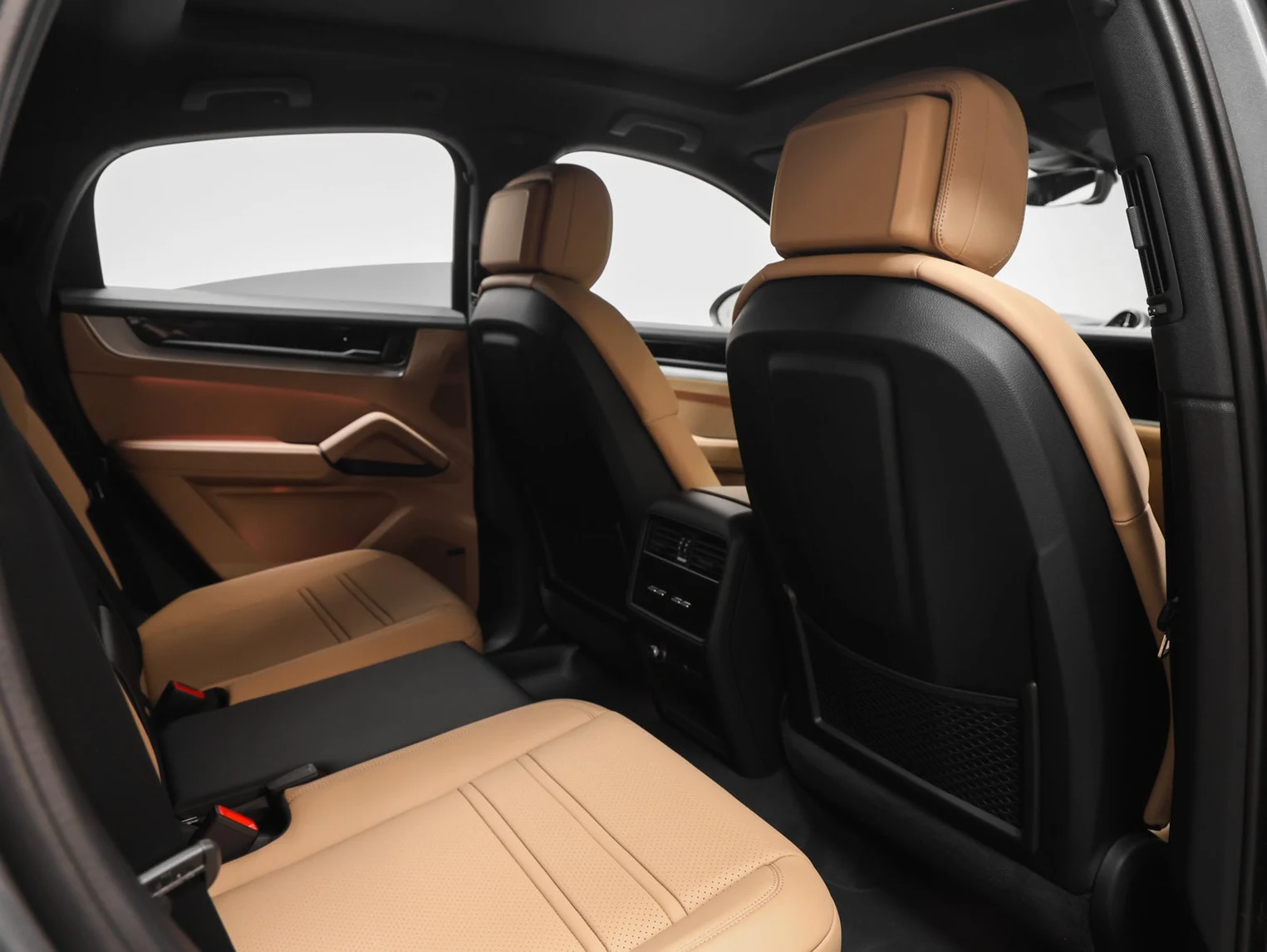 2026 Porsche Cayenne Coupé (3rd Generation), 27/30