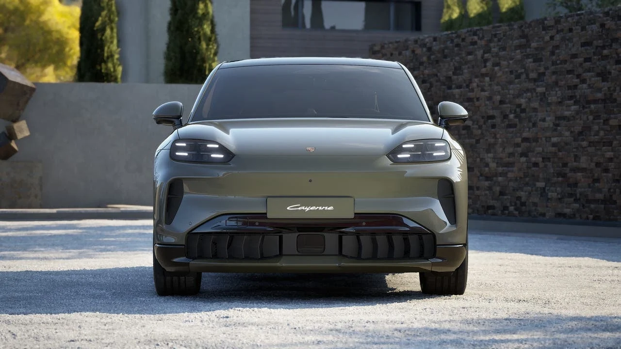 2026 Porsche Cayenne Coupé Electric (E4), 8/14