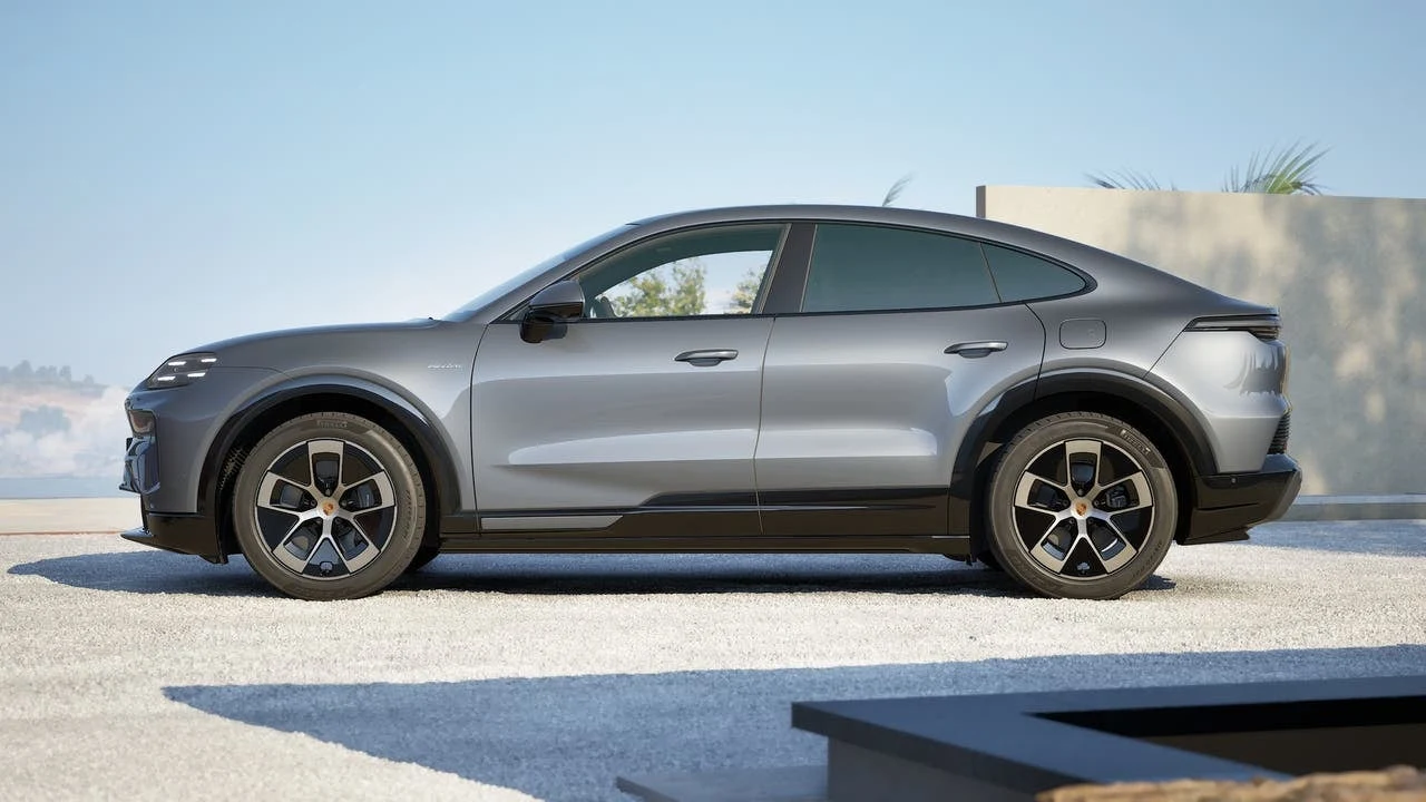 2026 Porsche Cayenne S Coupé Electric (E4), 2/14