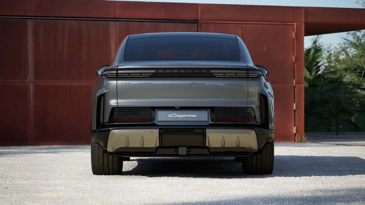 2026 Porsche Cayenne Turbo Coupé Electric (E4), 7/14