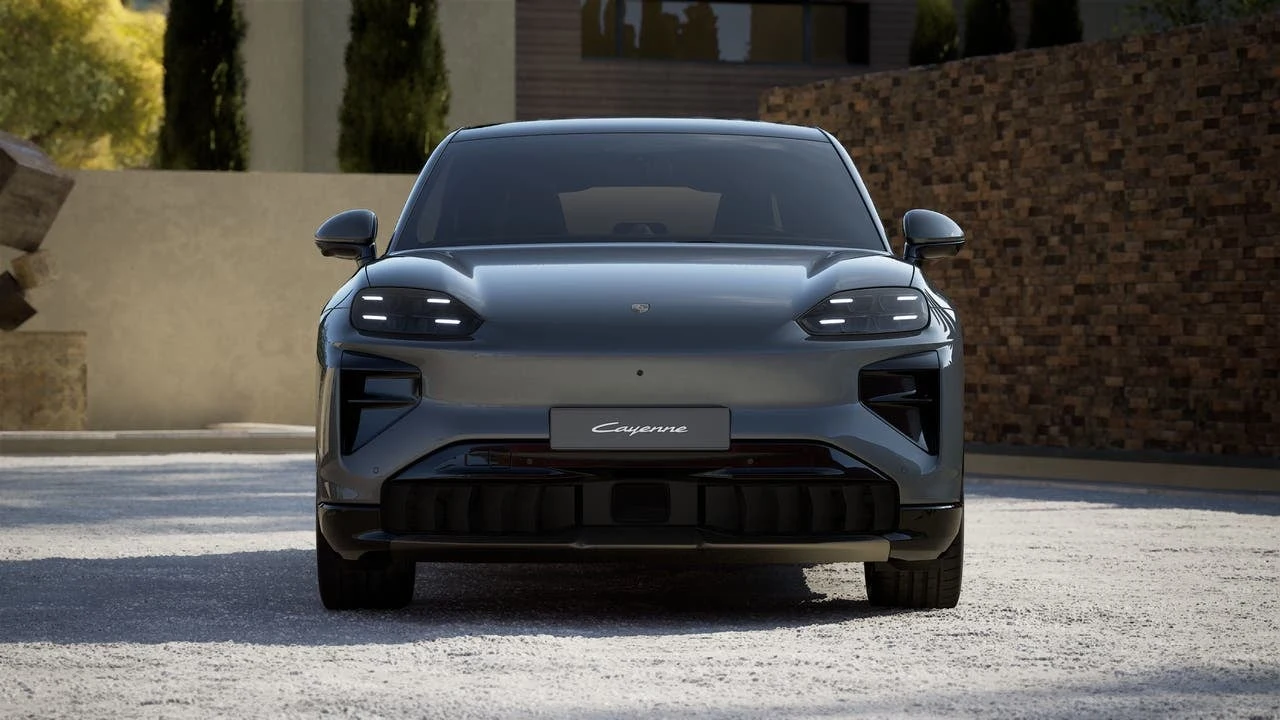 2026 Porsche Cayenne Turbo Coupé Electric (E4), 8/14