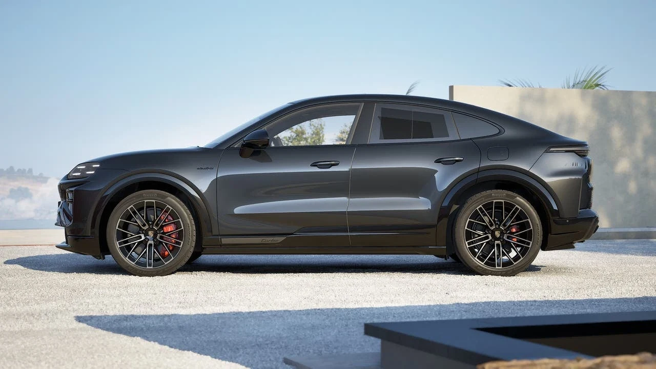 2026 Porsche Cayenne Turbo Coupé Electric (E4), 2/14