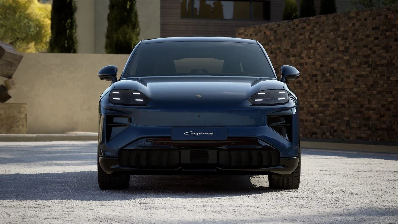 2026 Porsche Cayenne Turbo Coupé Electric (E4), 8/14