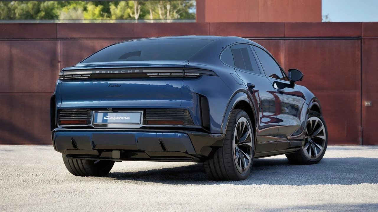 2026 Porsche Cayenne Turbo Coupé Electric (E4), 9/14