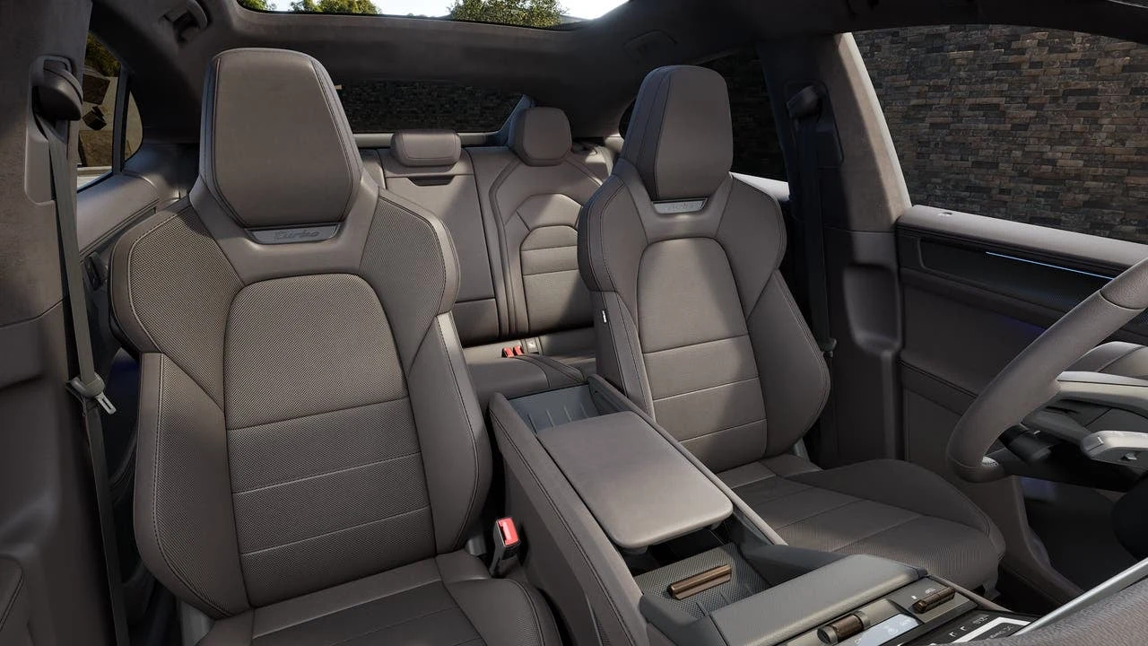 2026 Porsche Cayenne Turbo Coupé Electric (E4), 12/14