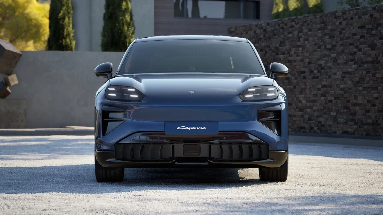 2026 Porsche Cayenne Turbo Coupé Electric (E4), 8/14