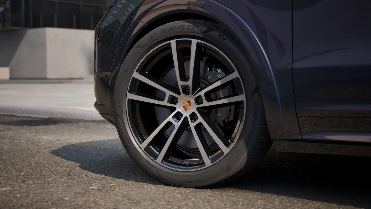 2026 Porsche Cayenne GTS Coupé (3rd Generation), 10/14