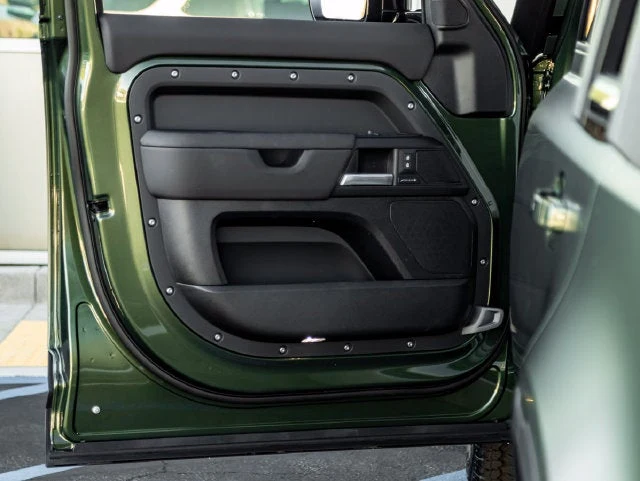 2026 Land Rover Defender 110 S interior, door panel, Ebony