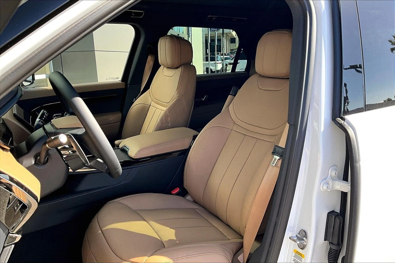 2027 Land Rover Range Rover Sport SE interior, seats, Caraway